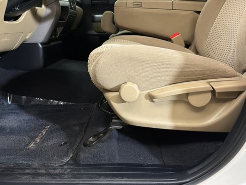 Used 2012 Toyota Tundra 2WD Double Cab w/ Tow Pkg image 19