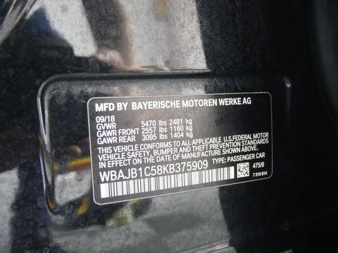 Used 2019 BMW 530e xDrive w/ Convenience Package AWD/4WD image 27