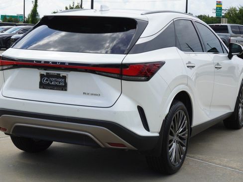 Certified 2024 Lexus RX 350 FWD w/ Convenience Package image 6