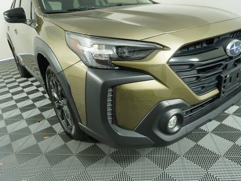 Certified 2025 Subaru Outback Onyx Edition XT image 10