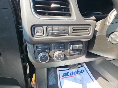 Used 2022 Chevrolet Tahoe RST w/ Luxury Package AWD/4WD image 21