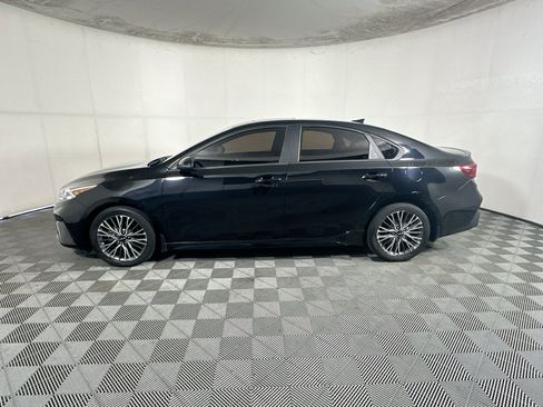 Used 2023 Kia Forte GT-Line w/ GT-Line Premium Package FWD image 6