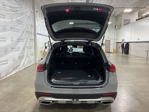 New 2026 Mercedes-Benz GLC 300 4MATIC image 16