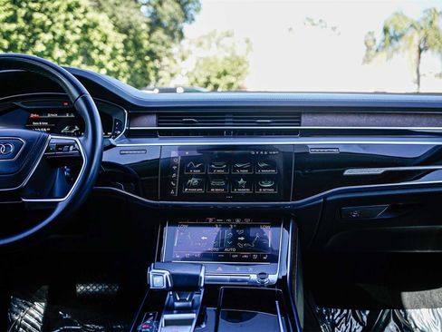 Used 2022 Audi A8 L 3.0T w/ Executive Package image 13