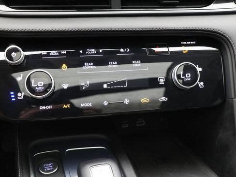 Used 2023 INFINITI QX60 Luxe w/ Performance Audio Package AWD/4WD image 23