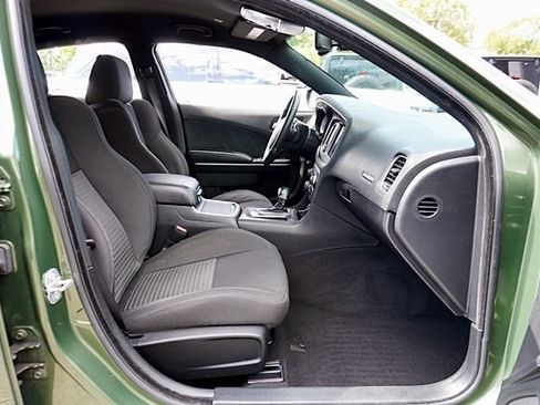 Used 2019 Dodge Charger R/T RWD image 12