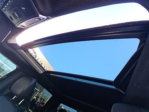 Used 2022 Ford F350 Lariat w/ Tremor Off-Road Package image 12