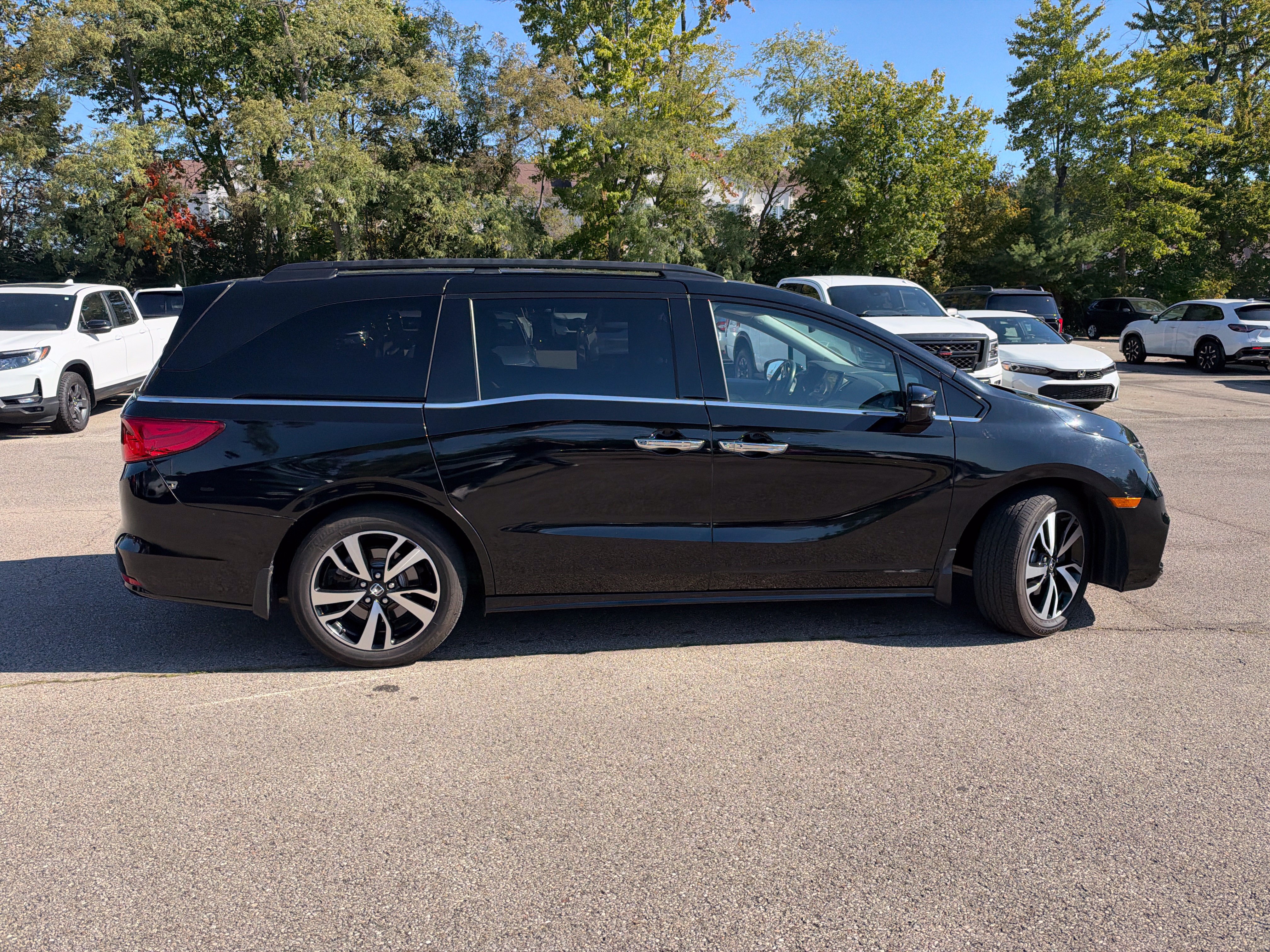 Used 2019 Honda Odyssey Elite image 19
