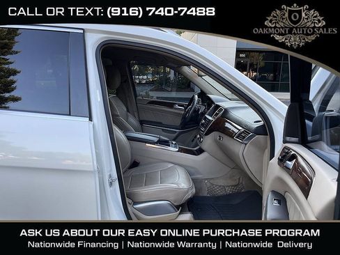 Used 2013 Mercedes-Benz GL 550 4MATIC image 11