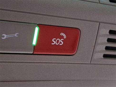 Used 2023 Volkswagen Taos SE image 26