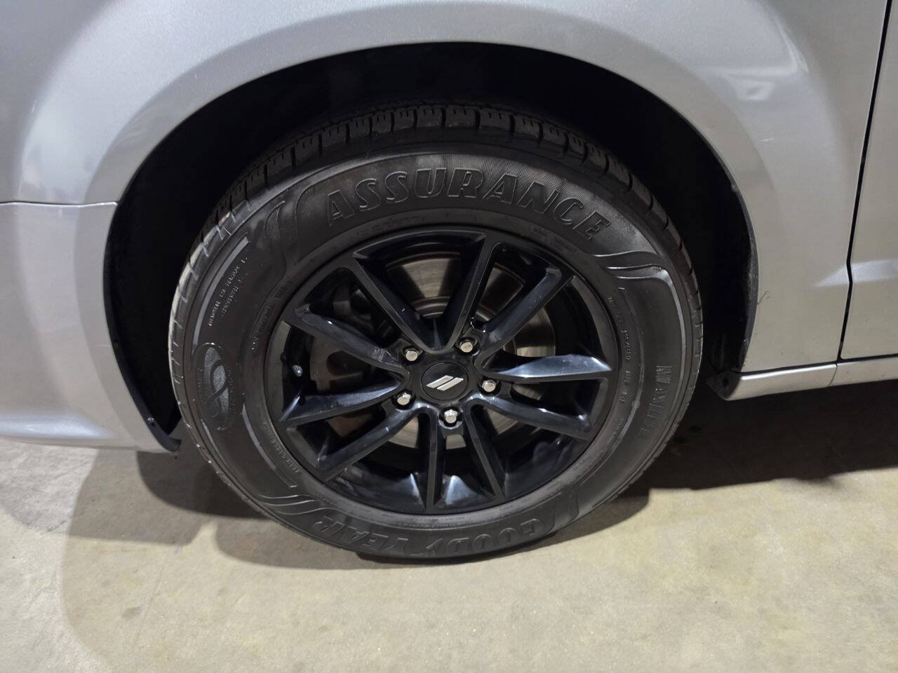 Used 2019 Dodge Grand Caravan GT FWD image 22