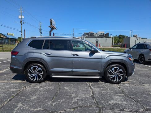 Used 2021 Volkswagen Atlas SEL Premium AWD/4WD image 3