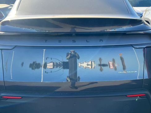 Used 2026 Tesla Model Y AWD image 18