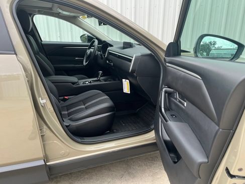 Certified 2026 MAZDA CX-50 Meridian Edition w/ Apex Package AWD/4WD image 17