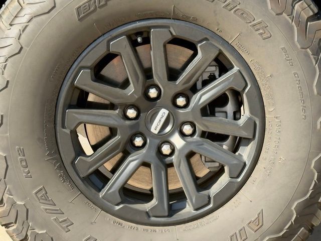 Certified 2025 Ford F150 Raptor AWD/4WD image 5