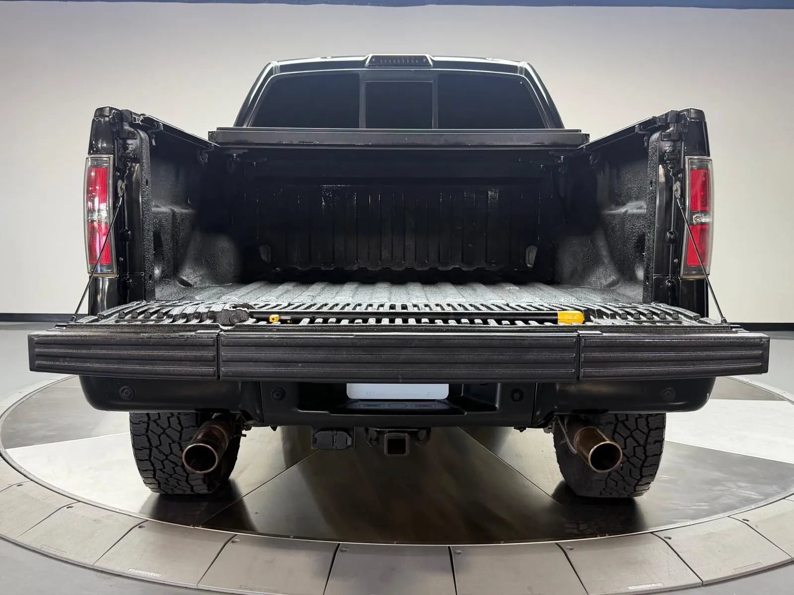 Used 2013 Ford F150 Lariat w/ Luxury Equipment Group AWD/4WD image 7