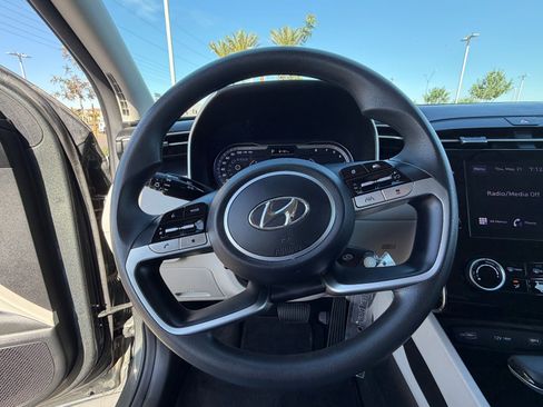 Used 2023 Hyundai Tucson SE AWD/4WD image 19