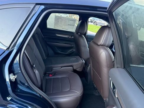 New 2025 MAZDA CX-5 Signature image 16
