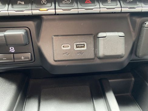 Used 2019 GMC Sierra 1500 SLT w/ SLT Premium Plus Package image 42