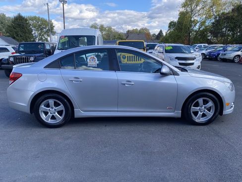 Used 2014 Chevrolet Cruze LT image 4