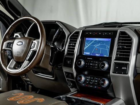 Used 2020 Ford F350 King Ranch w/ King Ranch Ultimate Package AWD/4WD image 23