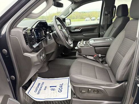 Used 2023 Chevrolet Silverado 1500 LT AWD/4WD image 20