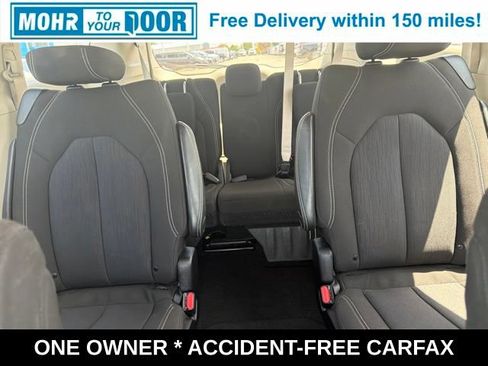 Used 2023 Chrysler Voyager LX FWD image 32