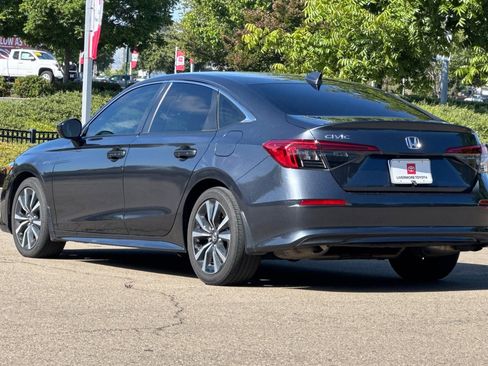 Used 2023 Honda Civic EX image 6