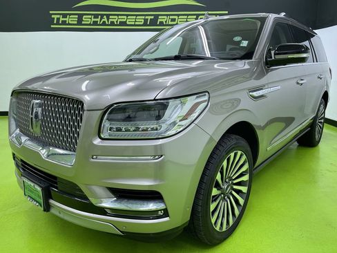 Used 2018 Lincoln Navigator Reserve w/ Technology Package image 5