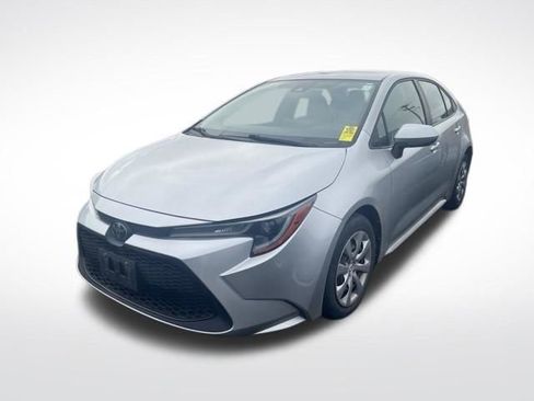 Used 2020 Toyota Corolla LE image 3