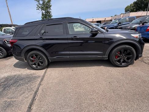 Certified 2022 Ford Explorer ST w/ Equipment Group 401A AWD/4WD image 6