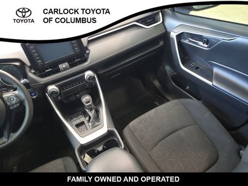Used 2019 Toyota RAV4 XLE FWD image 19