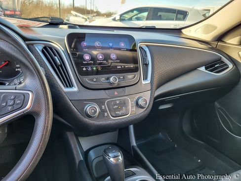 Used 2019 Chevrolet Malibu LS FWD image 18