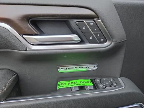 New 2026 GMC Sierra 1500 Denali w/ Technology Package image 15