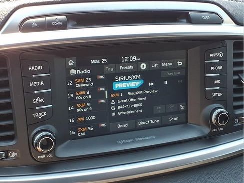 Used 2017 Kia Sorento EX image 8