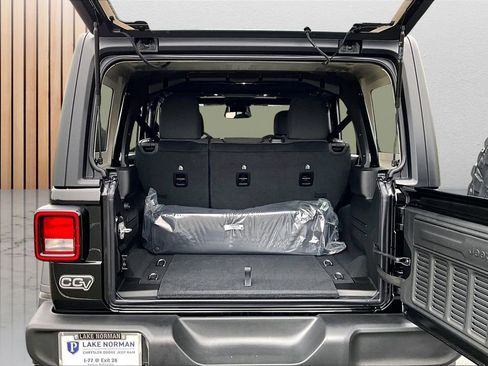 New 2026 Jeep Wrangler Unlimited Sport AWD/4WD image 21