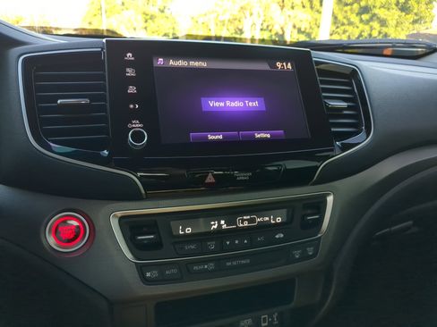 Used 2023 Honda Ridgeline Sport image 24