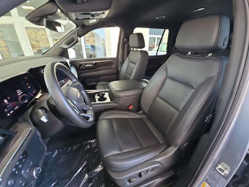 Used 2025 Chevrolet Tahoe LT AWD/4WD image 20