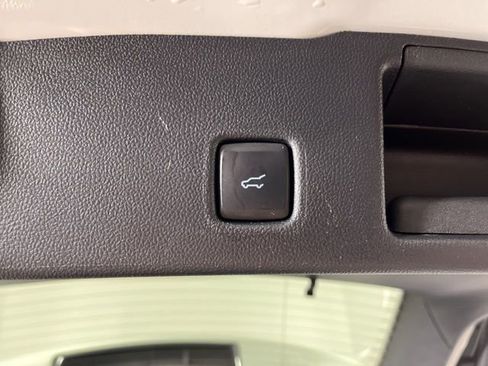 Used 2021 Ford Escape Titanium w/ Class II Trailer Tow Package image 49