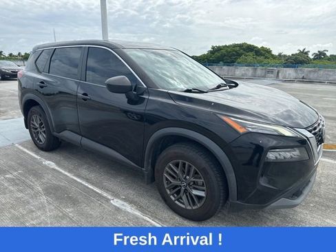 Used 2022 Nissan Rogue S FWD image 12