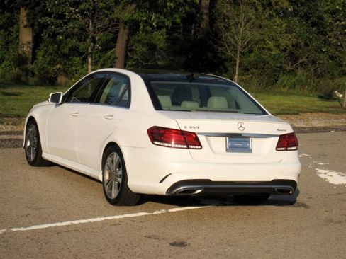 Used 2016 Mercedes-Benz E 350 4MATIC Sedan w/ Premium Package image 13