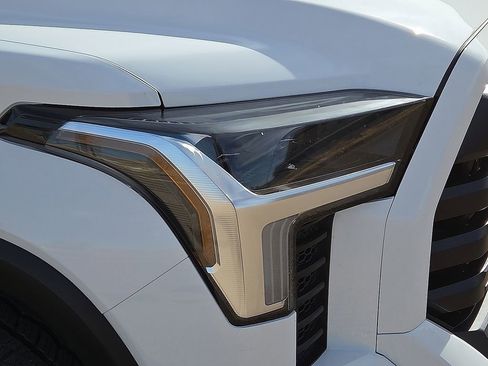 Used 2024 Toyota Tundra SR5 image 11