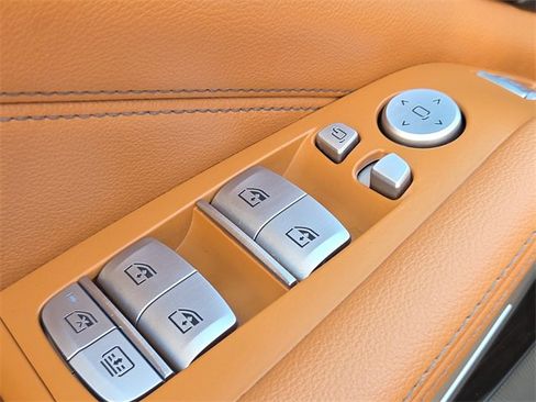 Used 2019 BMW X7 xDrive40i w/ Premium Package image 18