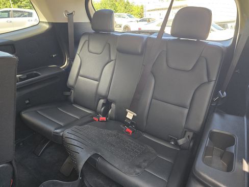 Used 2020 Kia Telluride LX FWD image 10