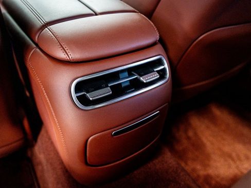 Used 2024 Genesis G90 3.5T image 59