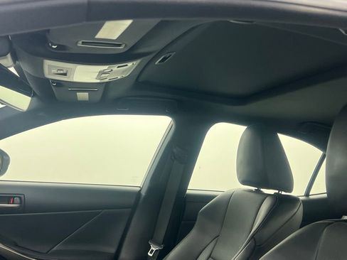 Used 2018 Lexus IS 300 F Sport image 7