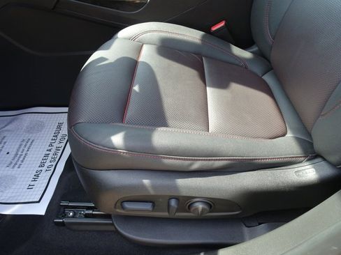 Certified 2023 Chevrolet Blazer RS w/ Enhanced Convenience Package image 9