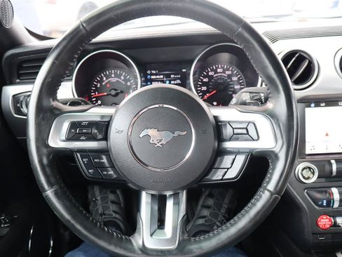 Used 2018 Ford Mustang GT Premium RWD image 17