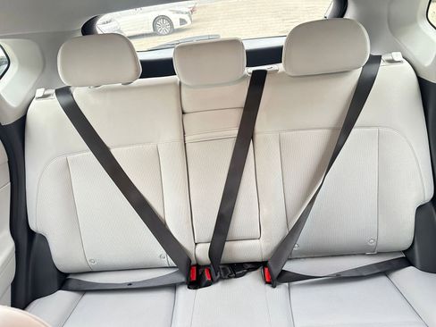 Used 2025 Hyundai Kona SEL image 38