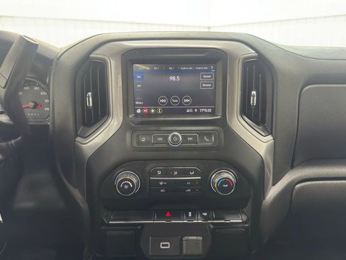 Used 2020 Chevrolet Silverado 1500 W/T image 16